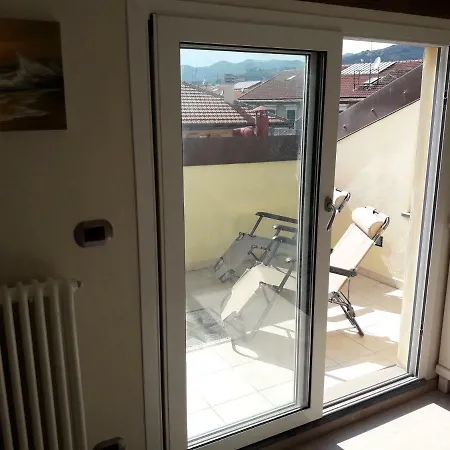 Skyline, Casa vacanze