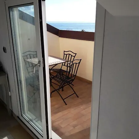 Casa vacanze Skyline, Savona