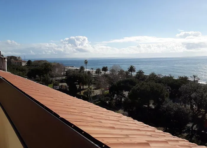 Skyline, Vakantiehuis